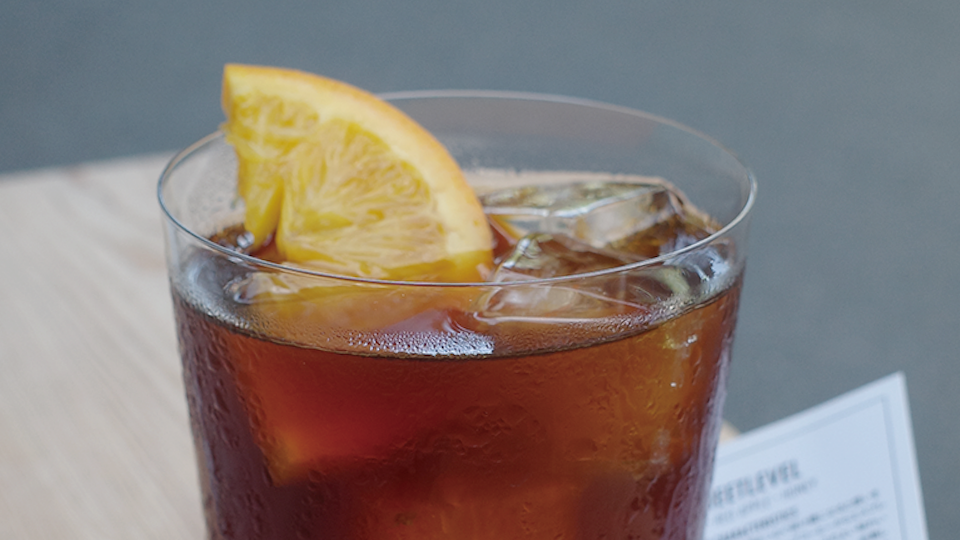 「FRUIT COLD BREW(フルーツコールドブリュー) 」の提供を開始いたします🍊