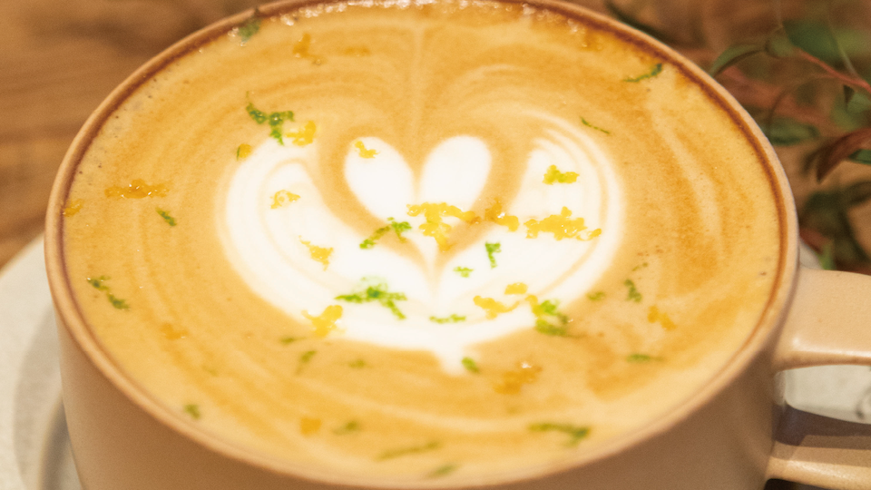 「OSMANTHUS LATTE（金木犀ラテ） 」の提供を開始いたします☕️